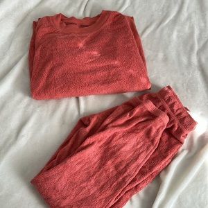 aerie chilled out matching lounge set